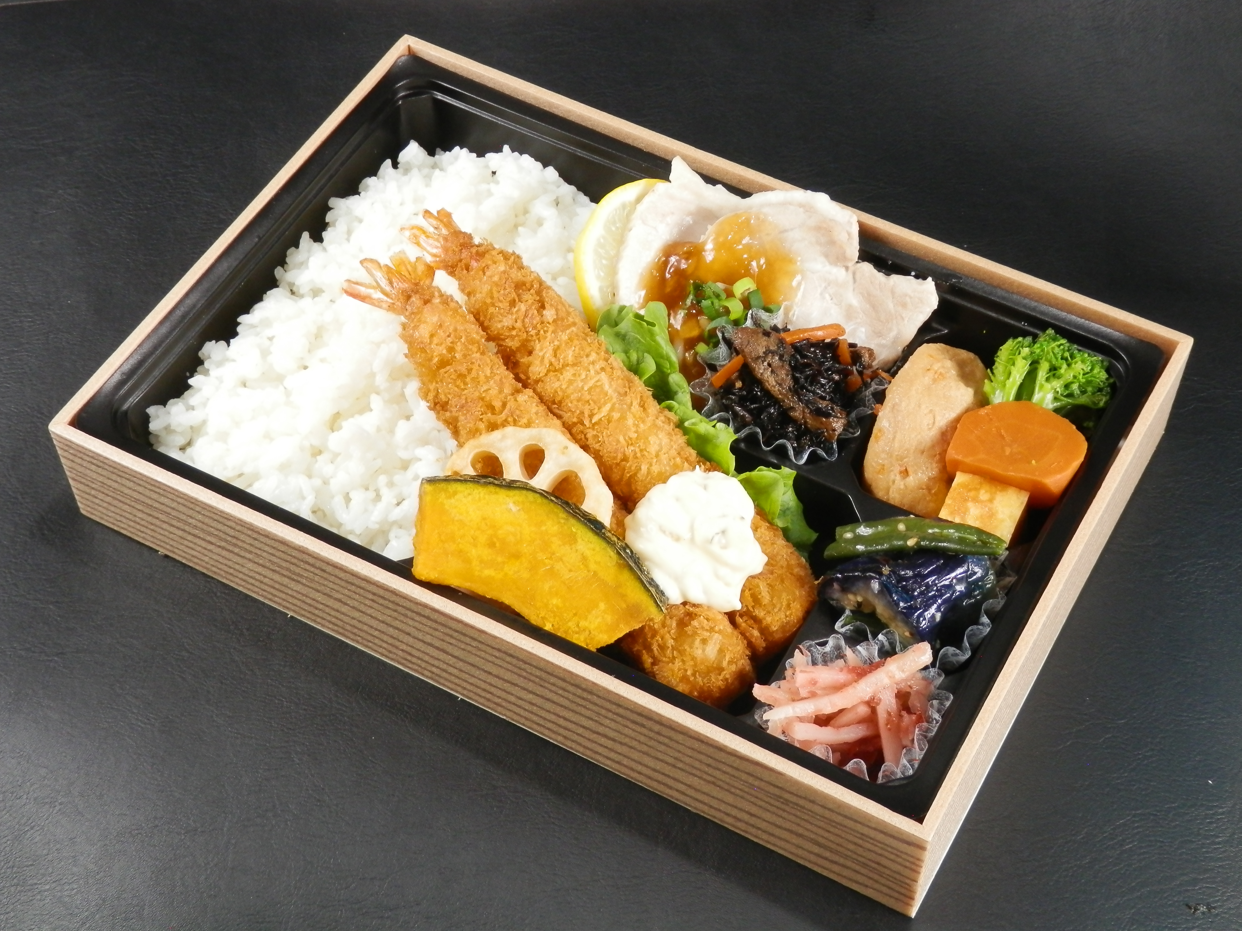 エビフライ＆豚ロース生姜あんかけ弁当