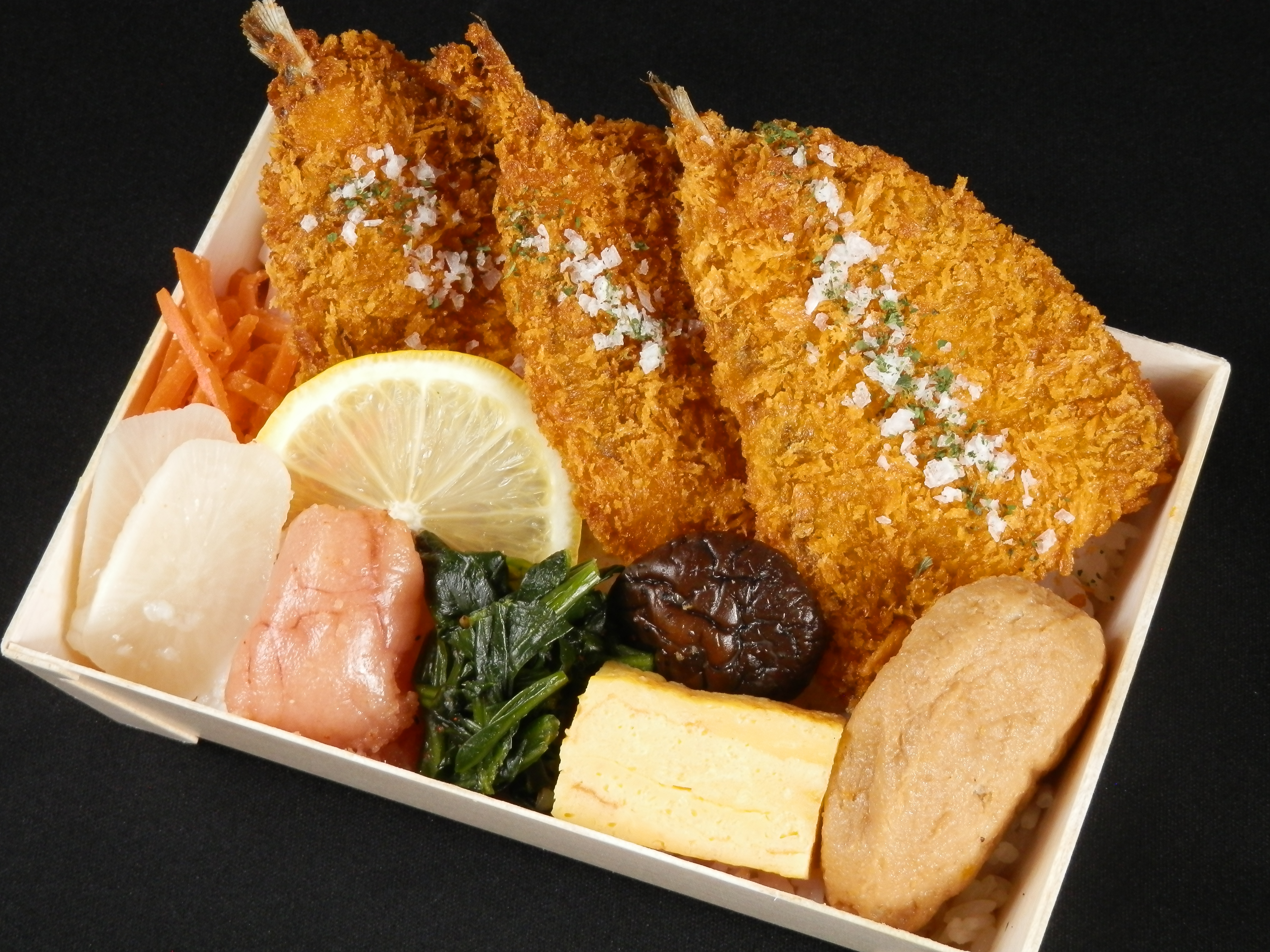 ふるさと屋の「鯵ふらい重」