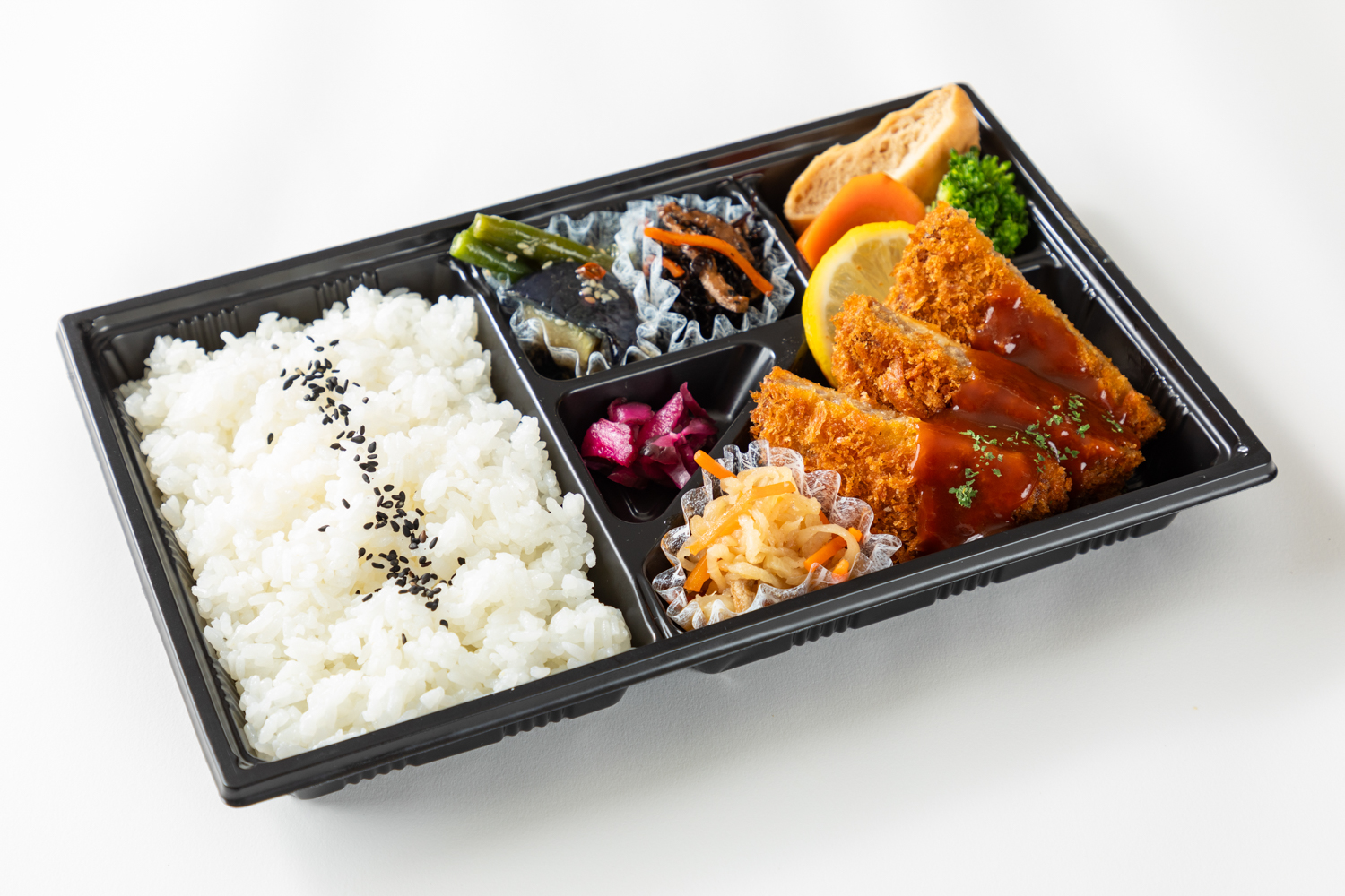 黒毛和牛メンチカツのデミグラスソース弁当